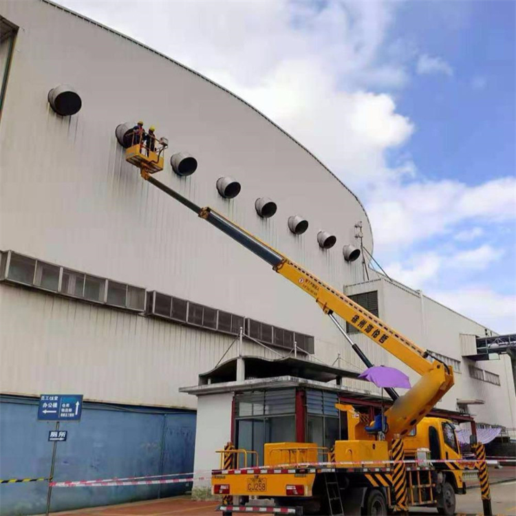 华安县高空作业车出租服务：专业广告牌安装解决方案