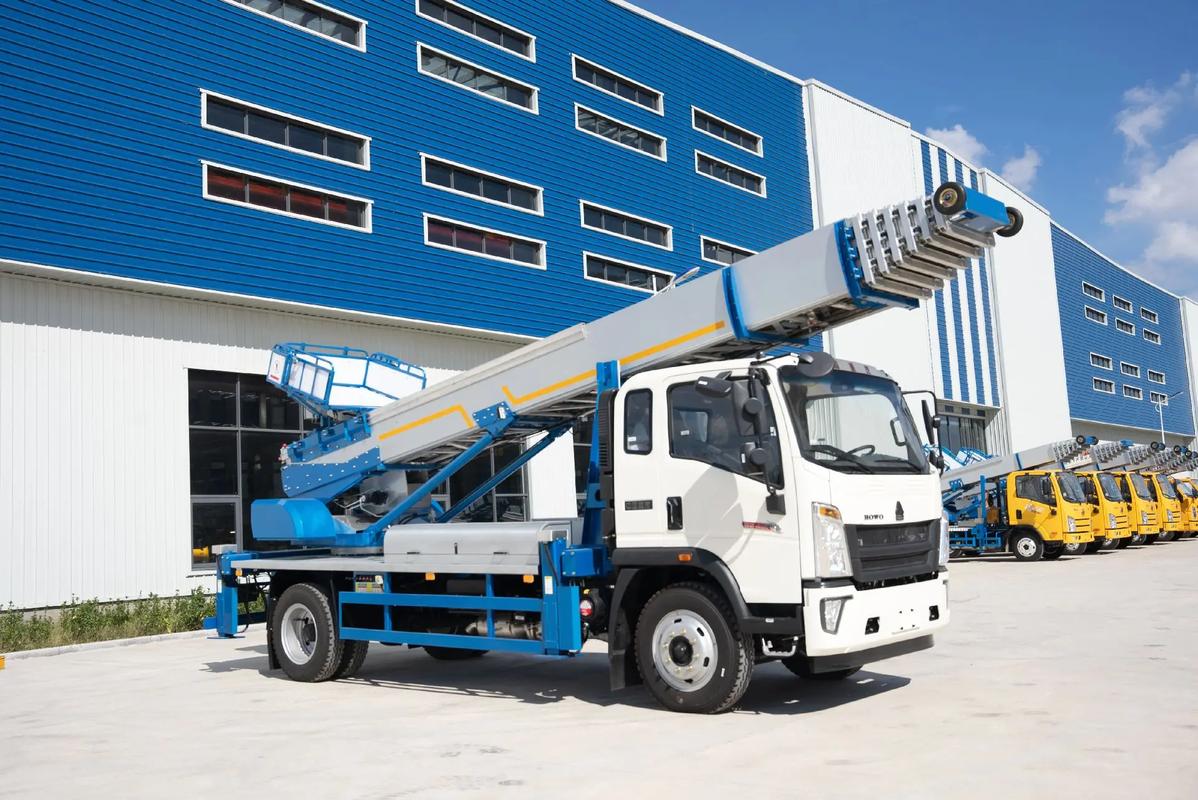 华安县出租云梯车高空作业车 建筑垃圾搬运