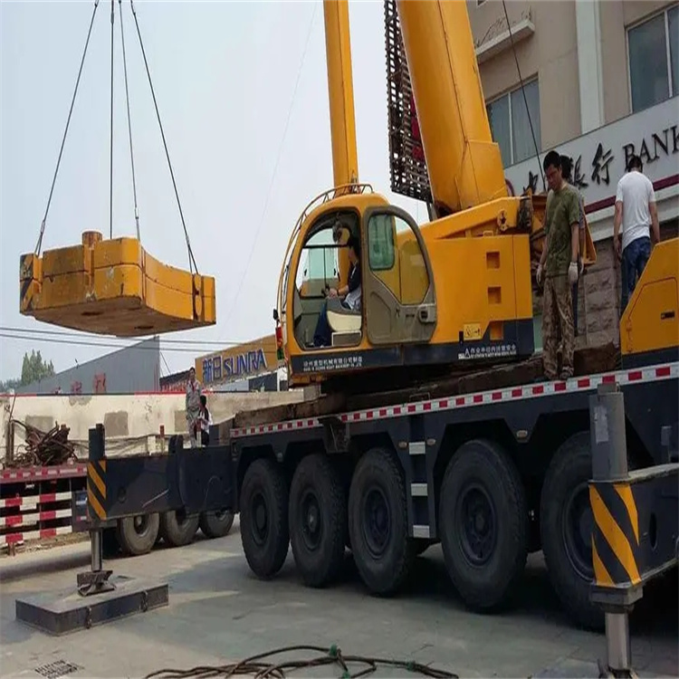 华安县当地吊车出租|机器吊装|75吨|工厂搬迁服务