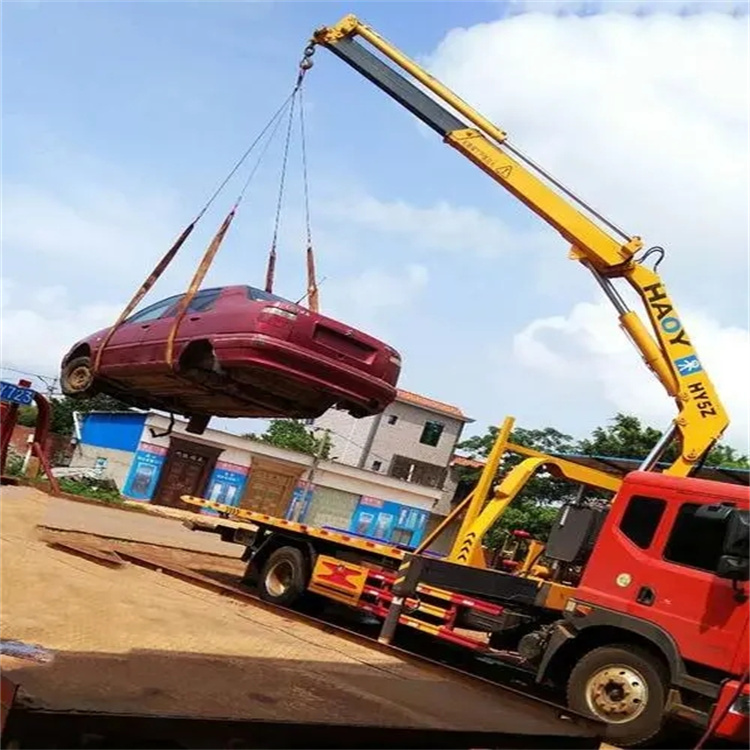 华安县吊车吊汽车的正确方法